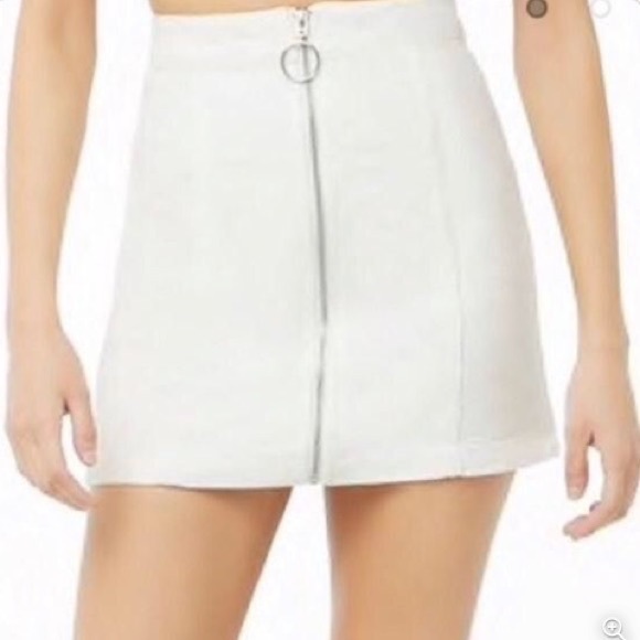 FOREVER 21 WHITE CORDUROY SKIRT - Picture 1 of 4